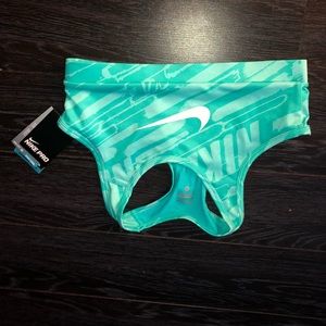 Nike Sports Bra Youth Size